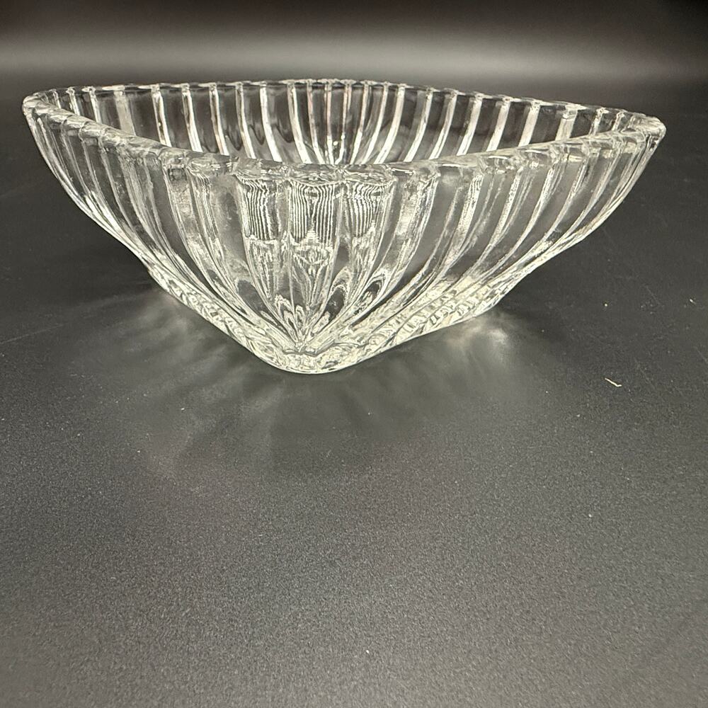 vintage clear glass 6" square Ribbed Serving Bowl candy nut dish glassware